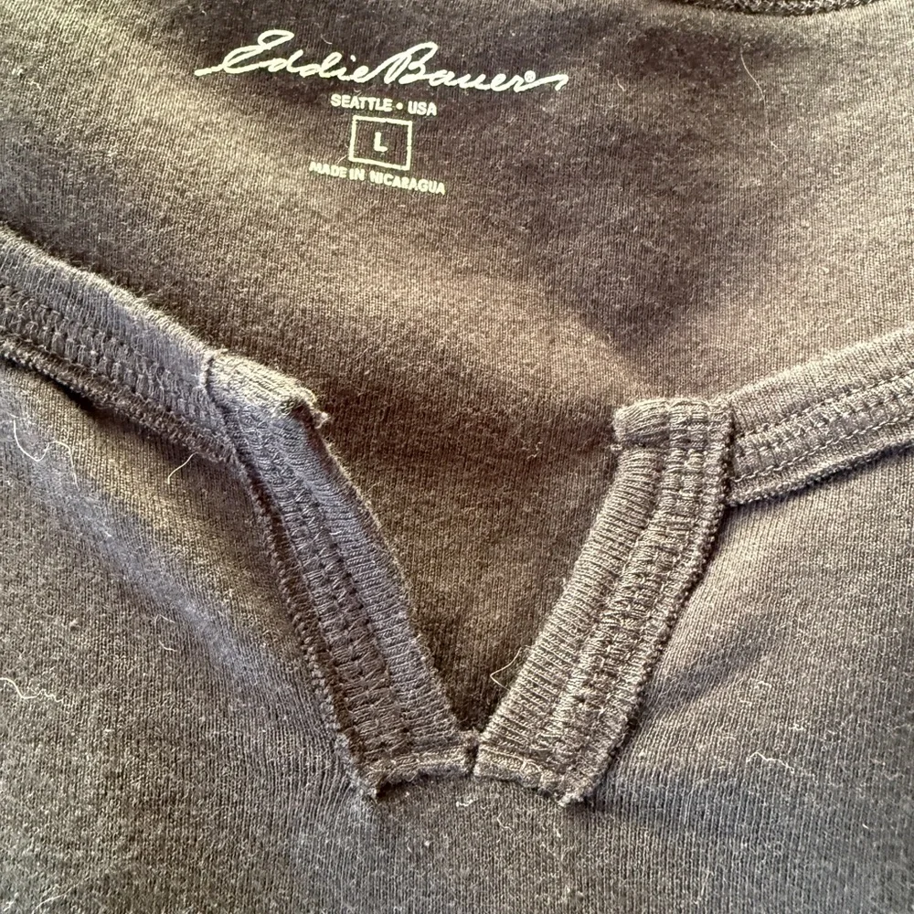 Eddie Bauer women’s set of 4 large shirts - Picture 13 of 15